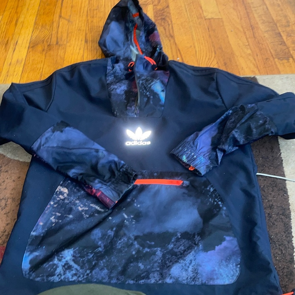 Mens Adidas pull over light jacket size Mens Small $25